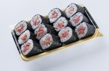 本まぐろ鉄火巻 Tekka-Maki (rolled tuna)