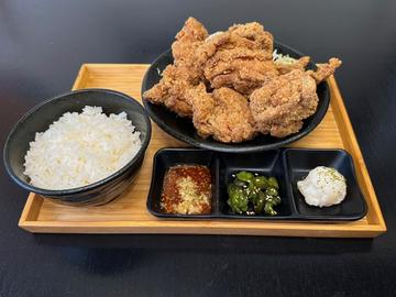 【選べるトッピングソース付】大きなから揚げ5個弁当