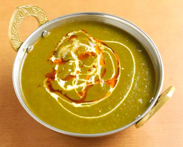 ほうれん草チキンカレー Sag Chicken Curry