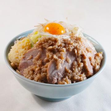 マシマシマシマシ 背脂まぜそば Maxed-Out Rich Back Fat Mazesoba (Extra Everything)