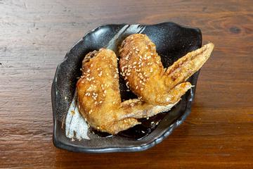 手羽先の唐揚げ(秘伝のニンニク甘ダレ)