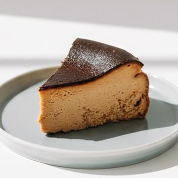 ショコラバスクチーズケーキ