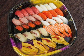 上にぎり4人前（36貫）[Specialty Sushi Set（36 Piece）]