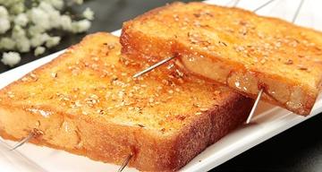 焼きパンクミン味(孜然面包片)