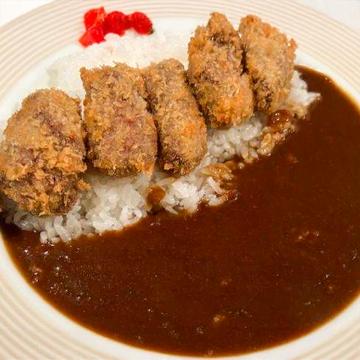 黒毛和牛の牛カツカレー弁当