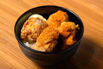 スパイスからあげ丼