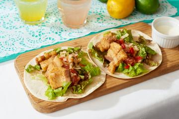 ポークタコス(2PC) Pork Tacos (2Pieces)