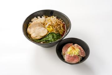 【迷ったらこれ】トトノウ麻辣湯+ラムチャーシュー丼セット