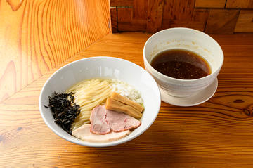 昆布水煮干つけ麺