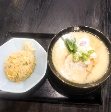 半ちゃんラーメンとんこつ