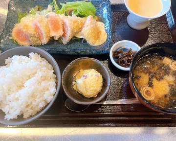 サーモンカツ弁当