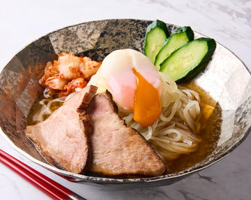 温玉のせ盛岡冷麺 Morioka Cold Noodles with Hot Spring Egg