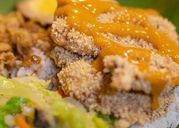 特製ルーローハン+チキンカツ丼 Braised Rice with Pork and Soy Sauce +taiwan chicken steak