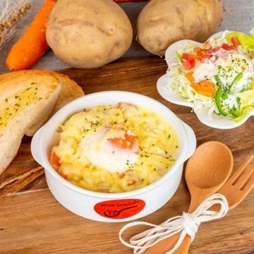北海道ポテトグラタン セット(サラダ・ガーリックトースト)