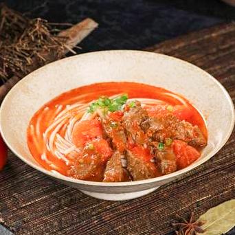 牛バラ肉トマトヌードル(番茄牛粉)