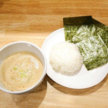 【特濃豚骨】極上汁と飯と焼海苔(薬味ネギ、焼海苔3枚)