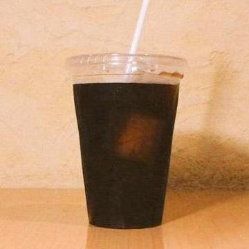 ブラックアイスコーヒー