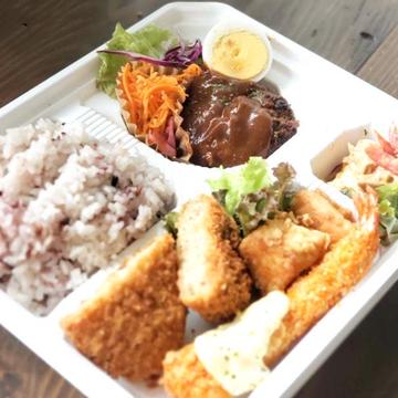 洋食屋さんのお弁当