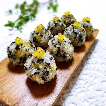 とびっこおにぎり