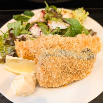 鮭フライ弁当