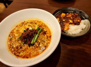 担々麺とミニ麻婆飯