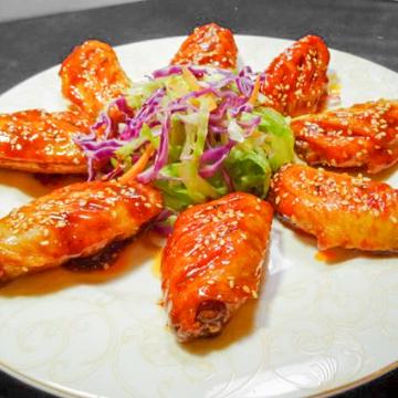 手羽先の四川風唐揚げ煮(香辣翅)