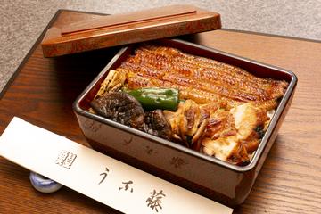 鰻と津軽鶏と野菜の炭火焼き2色重