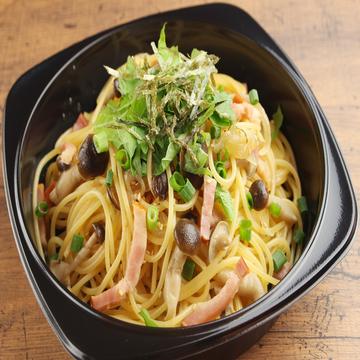 ベーコンときのこの和風スパゲッティ