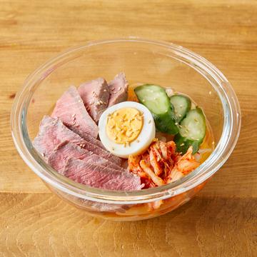 牛ステーキ盛岡冷麺 Morioka Cold Noodles with Beef Steak