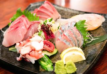 豪快！産直鮮魚お刺身盛り合わせ
