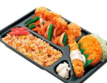 チャーハン入りスペシャル鶏の甘酢あんかけ弁当