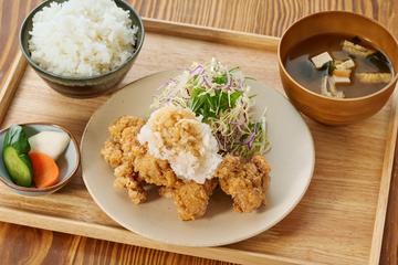 さつま地鶏のみぞれ唐揚げ定食
