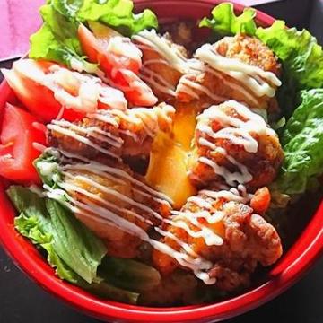 大人の唐揚げ丼
