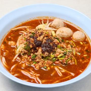 トムヤム味ラーメン