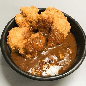 チキンカツカレー丼大盛 ご飯大盛、ルー大盛