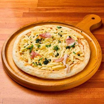 ベーコンスパニッシュピザ Bacon and Spinach Pizza