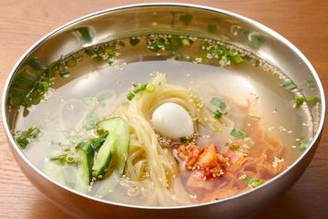 絶品！コラーゲンたっぷり冷麺