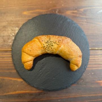 塩パン(自家製ガーリックバター)