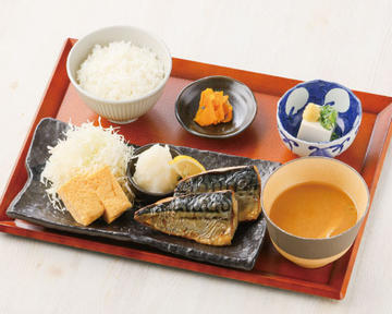 焼さば定食たっぷり大根おろし添え