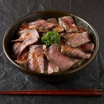 厚切りローストビーフ丼 200g