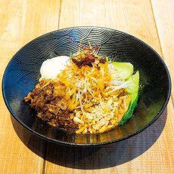 温泉卵汁なし担々麺