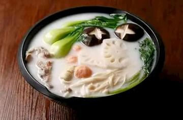辛くない麻辣湯(牛骨)