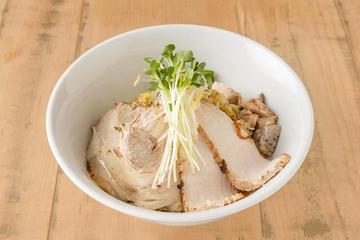 肉塩まぜそば Salted Mix Noodles with Meat