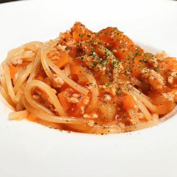 自家製トマトソースパスタ