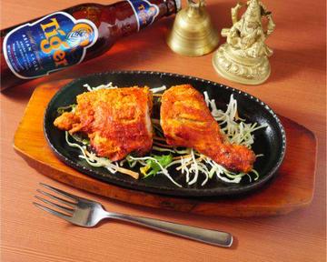 タンドリーチキン(2個) Tandoori Chicken (2 Pieces)
