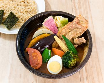 塩ザンギとたっぷり野菜のスープカレー