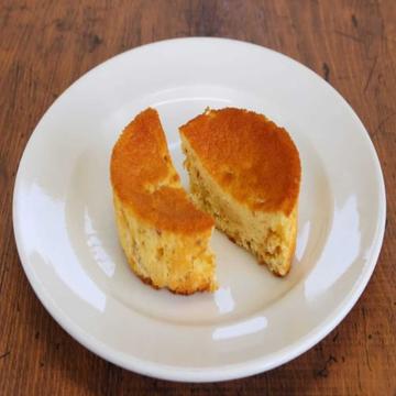 リコッタチーズケーキとナッツのケーキ