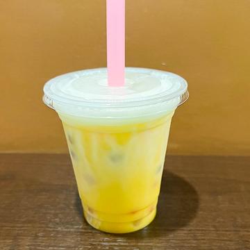 タピオカマンゴーラッシ Tapioca Mango Lassi