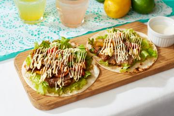 牛すきタコス(2PC) Grilled Beef Tacos (2Pieces)