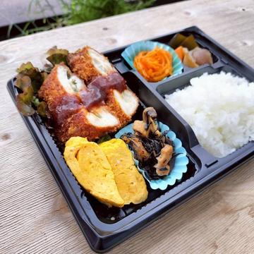 チキンカツ弁当